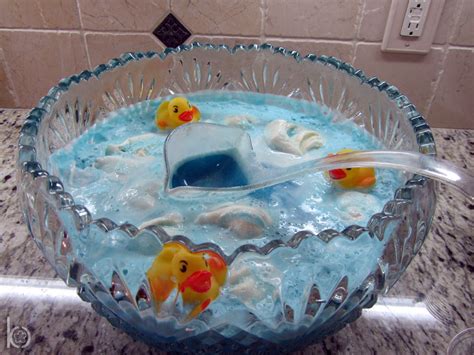 This unique design incorporates a hard hat and other elements from a traditional construction site. How To Plan Rubber Ducky Baby Shower Ideas | FREE ...