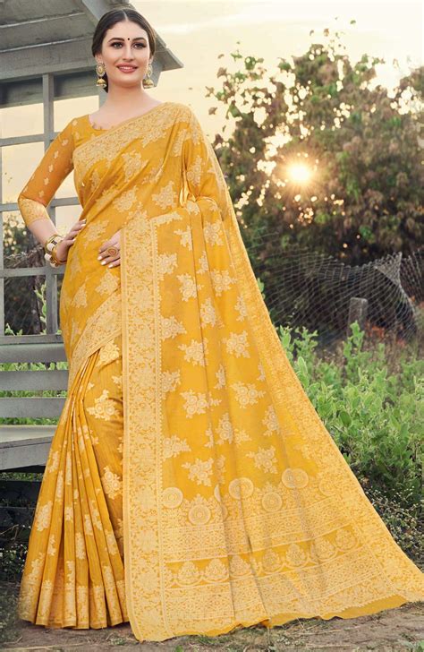 Traditional Yellow Color Silk Silk Cotton Fabric Saree 1655342