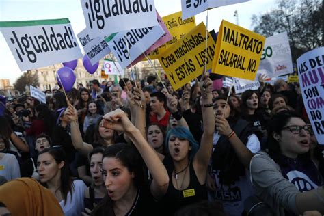 Fotos Manifestación Del Día Internacional De La Mujer En España
