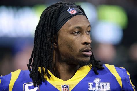 Apr 04, 2021 · it was just a couple years ago that todd gurley was among the best running backs in the nfl. Todd Gurley joining Atlanta Falcons a day after Rams cut ...