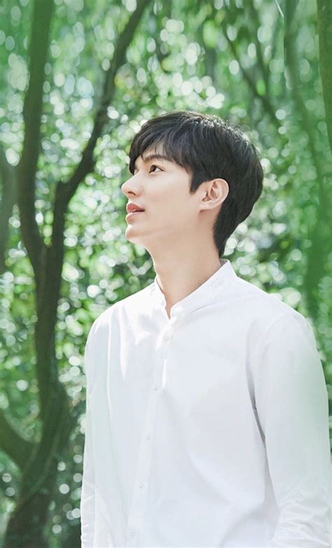 Pogi ka na ehhh lee min ho bakit nag plastic surgery ka pa haystt bwiset,, bawas pogi points… jerry yan padin to whoooooooooooooooooooooooooooooooo. Lee Min Ho, Innisfree CF, 2017. | Aktor, Selebritas, Gambar