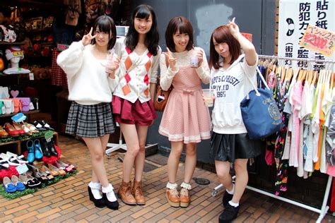 osaka streetsstyle japanese street fashion キュートなファッション 女の子の衣装 ファッション