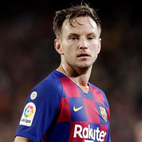 Ivan Rakitic Says He Wants To Stay At Barcelona Amid Transfer Rumours News Scores Highlights