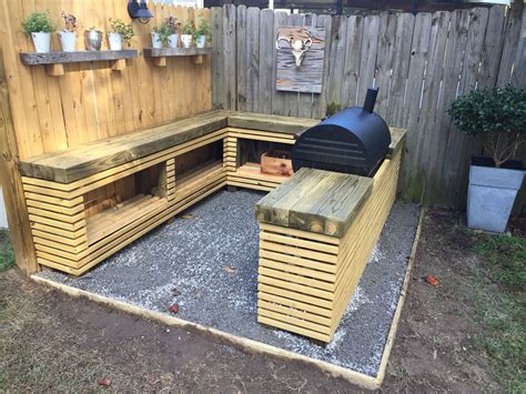 Outdoor Grilling Area 4x4 Countertops With 1x2 Slatted Lower Cabinets