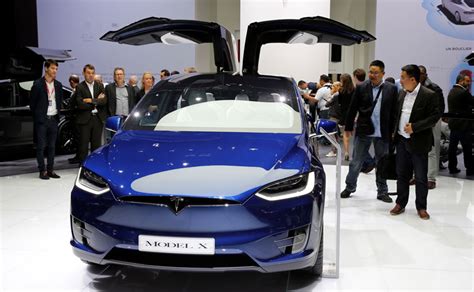 Tesla To Recall 11000 Model X Suvs Due To Seat Issue Carandbike