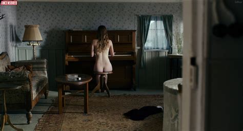 Naked Saskia Rosendahl In Never Look Away