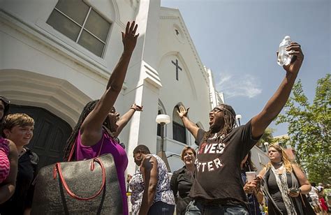 Charleston Church Victims Families Forgive Suspect In Court