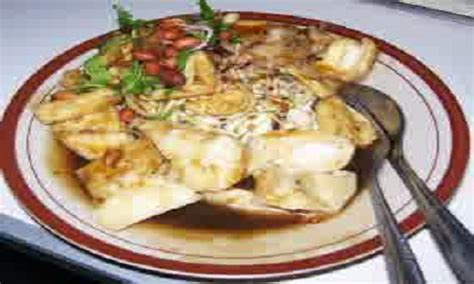 Kuliner ini adalah salah satu masakan khas di daerah jawa, seperti solo, magelang, bandung, singaparna, dan daerah sekitarnya. Resep Membuat Tahu Kupat Khas Solo