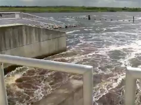 Lake Okeechobee Water Levels Decrease Slightly