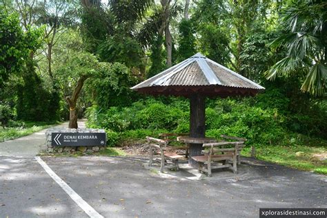 There are provide chalets for the visitors who are interested to experience a night in the wilderness. Menjejaki kawasan penting pelbagai spesies burung di Taman ...