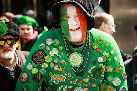 21 Pictures That Show Just How Insane St Patricks Day Really Is