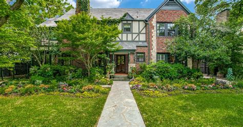 This 1930s Lakewood Home Has A Designers Touch And A Nonprofit Connection