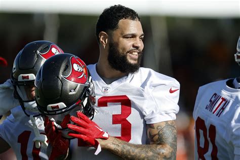 Mike Evans Injury Update Bucs Wr Returns To Practice From Hamstring