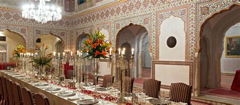 Standing tall and proud, forts & palaces of india are the living legends that stand testimony to a bygone era of indulgence, elegance and romance. Samode Palace Hotel in North India | ENCHANTING TRAVELS