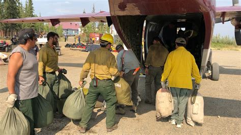 Fireline Video Watch As Fire Crews Load “backhaul” Into A Support