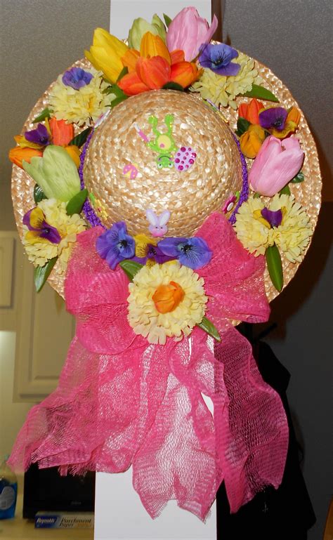 Spring Hat Wreath 2 Spring Decor Diy Spring Diy Indoor Crafts