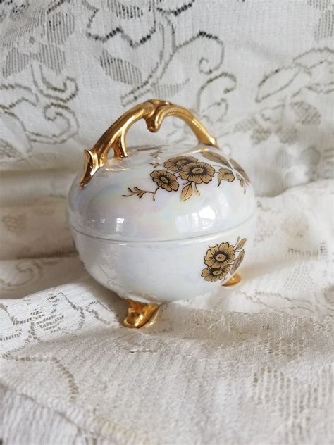 Vintage Ring Box Round Porcelain Footed Ceramic Box W Lid And Etsy De