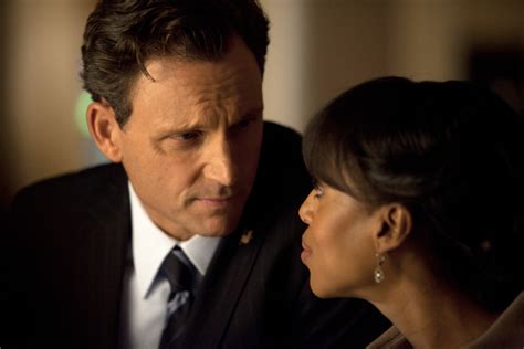 Scandal Season 3 Scoop Tony Goldwyn Talks Big Reveals Love Triangle