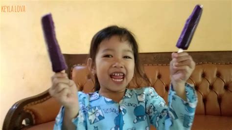 Eskrim Paddle Pop Duo Anggur Baby Eat Ice Cream Keyla Lova Youtube
