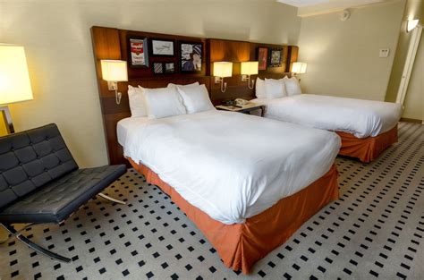 Delta Hotels By Marriott Utica Utica New York Us