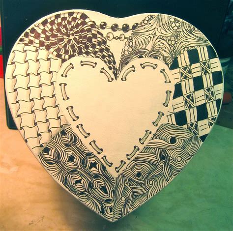 An Artist Labyrinth Ginny Stiles August 2012 Zentangle Heart Easy