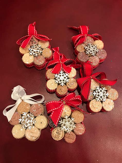 Stunning personalised christmas champagne gifts. Wine Cork Christmas Crafts Easy Ideas Video Tutorial