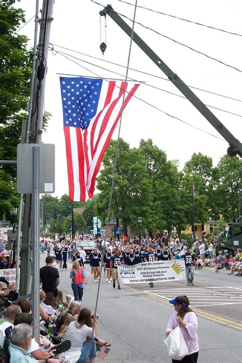 The Memorial Day Parade In Essex Junction Vt The Memorial Flickr