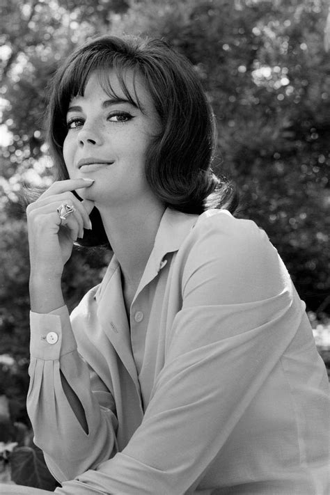 17 Photos That Prove Natalie Wood Should Be Your Beauty Obsession