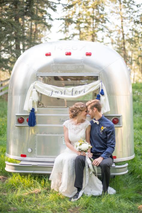 Outdoor Elopement With Airstream Wedding And Party Ideas 100 Layer Cake