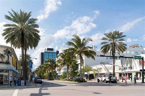 Lincoln Road Miami Beach What To See Where To Eat Drink And Stay