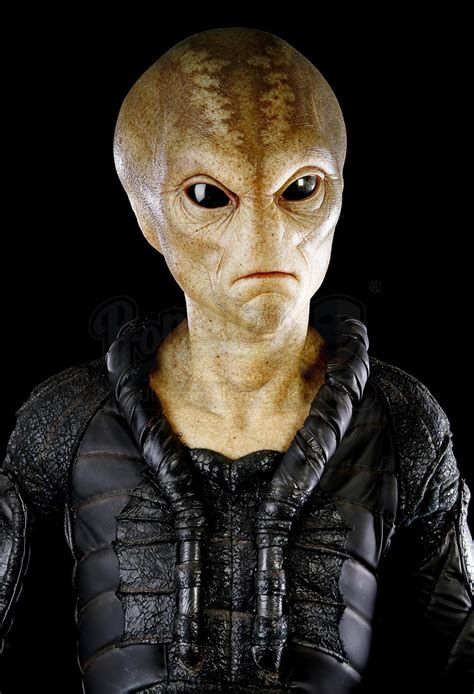 Discover The Iconic Alien Costume From Men In Black Ii
