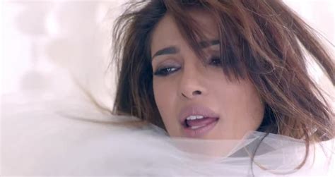 Priyanka Chopra I Cant Make You Love Me Official Videos Metatube