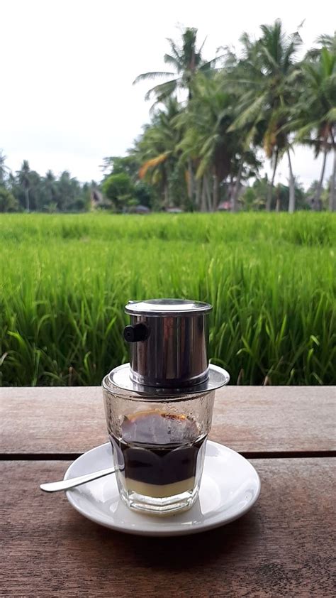 Vietnamese Drip Coffee In Ubud Bali Kopi Pagi Kopi Makanan Estetika