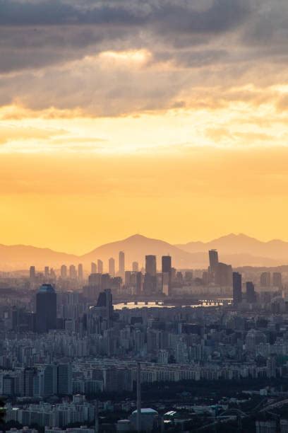 1100 Seoul Sunrise Stock Photos Pictures And Royalty Free Images Istock