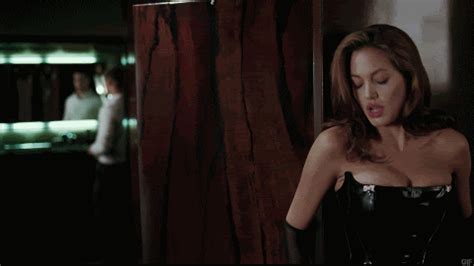 Angelina Jolie Gif Find Share On Giphy Mr And Mrs Smith Angelina Jolie Kiss Angelina