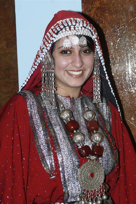 Yemeni Traditional Dress Yemen Was Known For Silver Mines Tassles Were