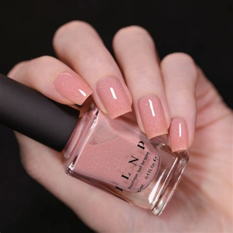 Knitted Soft Pink Holographic Nail Polish By Ilnp