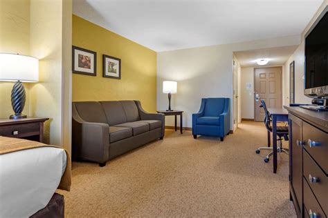 Comfort Inn And Suites Dover Oh See Discounts