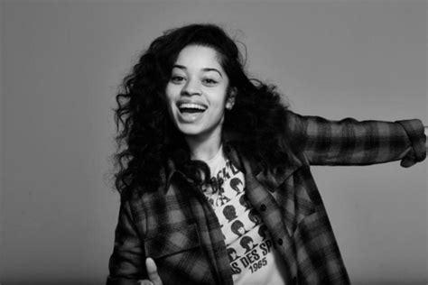 Now Listening10000 Hours Ella Mai A Girl In The City