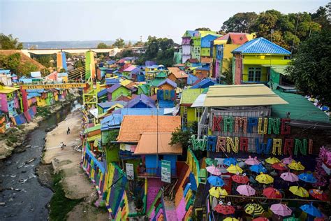 Visit Malangs Colorful Rainbow Village Kampung Warna Warni Jodipan