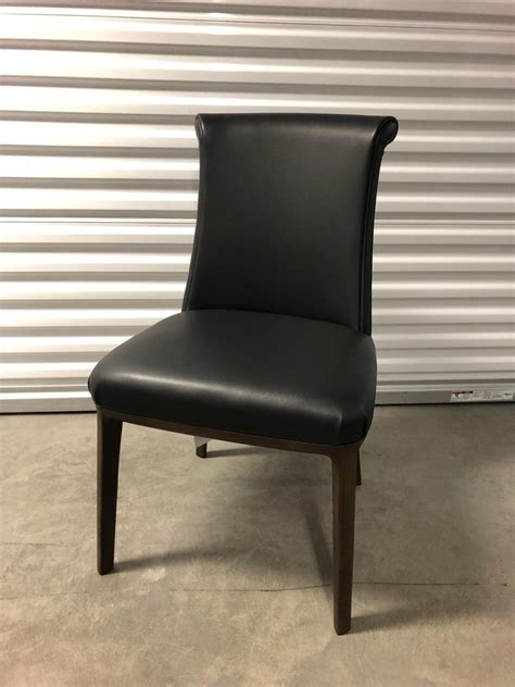 The black leather dining chairs on alibaba.com are perfectly suited to blend in with any type of interior decorations and they add more touches of glamor to your existing decor. Black Leather Diva Dining Chair, Poltrona Frau For Sale at ...