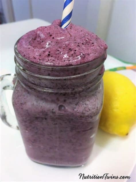 20 Weight Loss Smoothies To Make You Slim Down In A Flash The Savvy