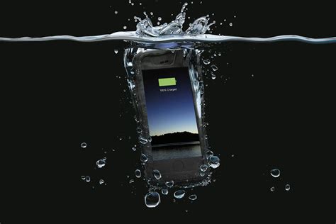 Mophie Juice Pack H2pro Keeps Your Iphone 6 Juiced And Waterproof Too