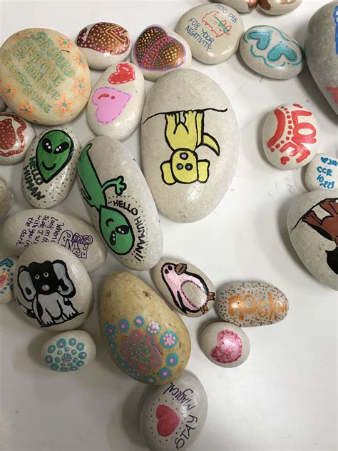 Pin De Paintingjeri Rocks En Rocks Painted My Creations Piedras