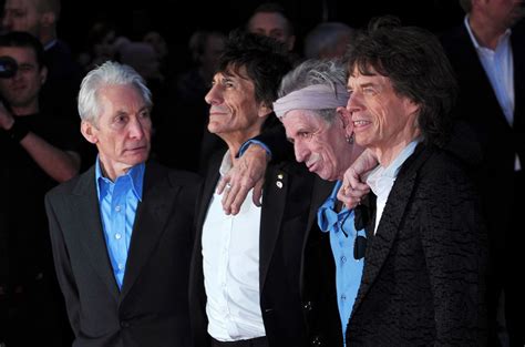 This biography profiles his childhood, life, music career. Keith Richards: Töchter dürfen seine Asche schnupfen - DER ...