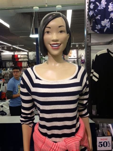 Trinas Page Of Blogginess Old Navy Mannequin Trina
