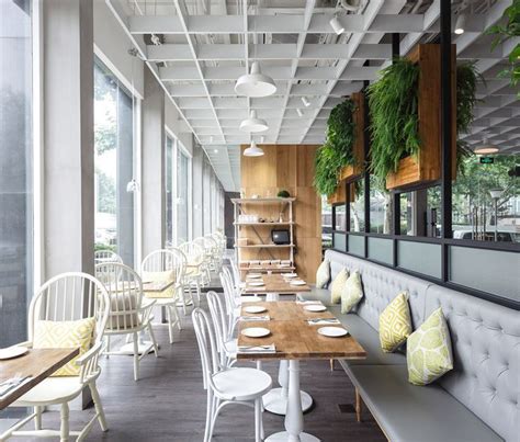 4 Essential Restaurant Redesign Ideas Designalls Bistro Design