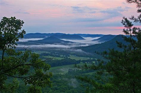 Breathe in fresh air and spend quality time with family on the 10 best hiking adventures around cincinnati and northern kentucky. If There Are Only 5 Hikes You Ever Do In Kentucky, Make ...