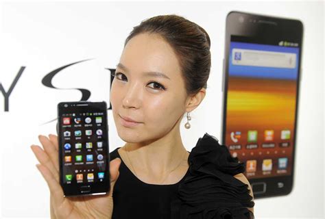 Samsung Launches New Galaxy S Ii Smartphone Arabianbusiness