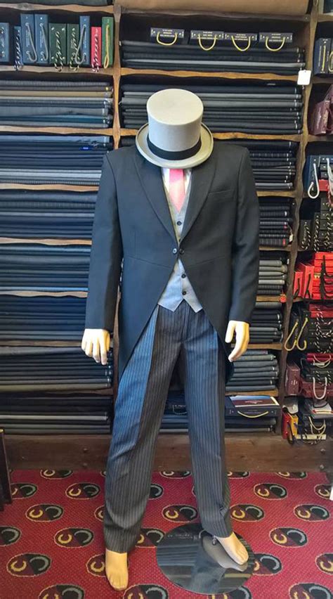 Carl Stuart Bespoke Tailor Hand Tailored Suits